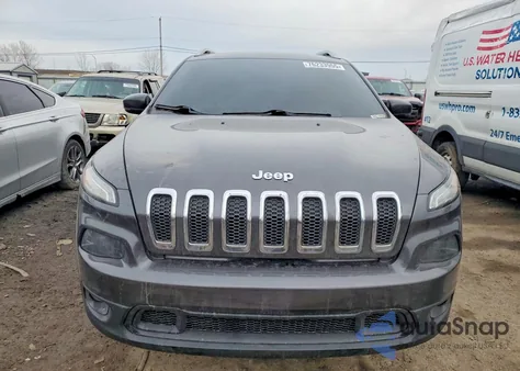 2017 Jeep Cherokee Latitude из США, поврежденный, VIN 1C4PJMCS9HW501820